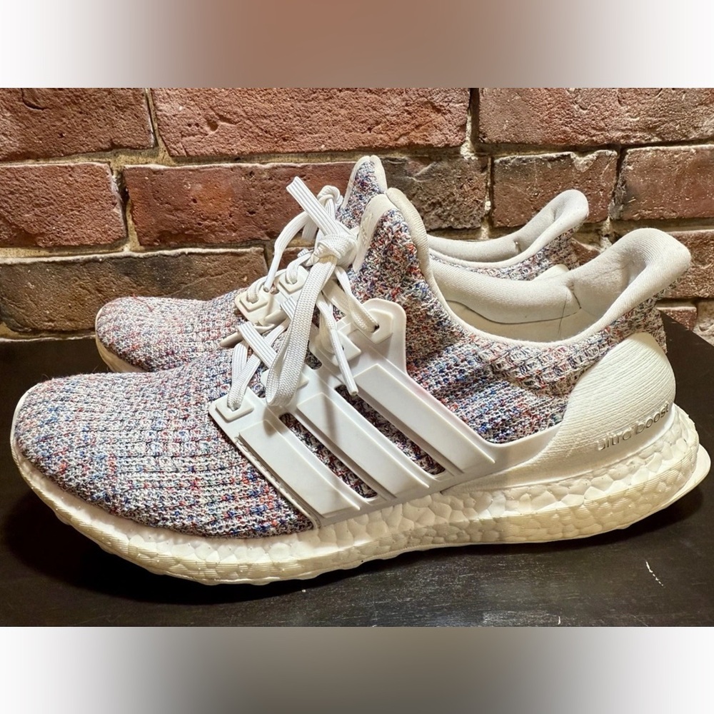Used Women’s Adidas Ultra Boost Sneakers size 7.5
